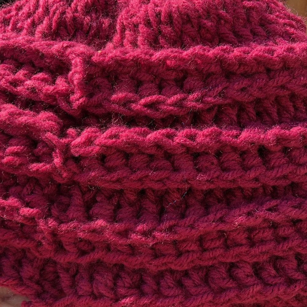 Knitted hat - Picture 2 of 2